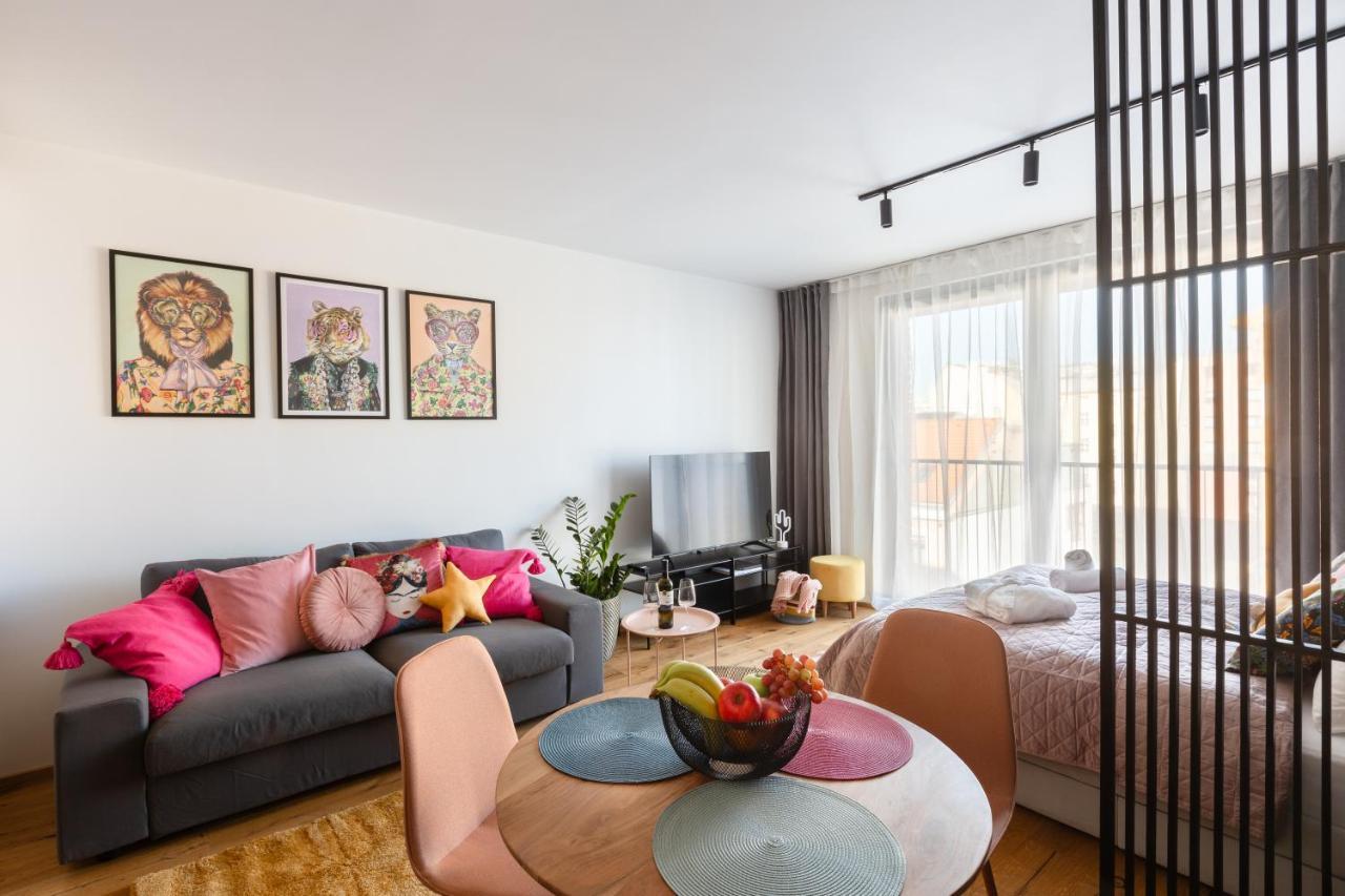 Urban Chic Residences Прага Екстериор снимка
