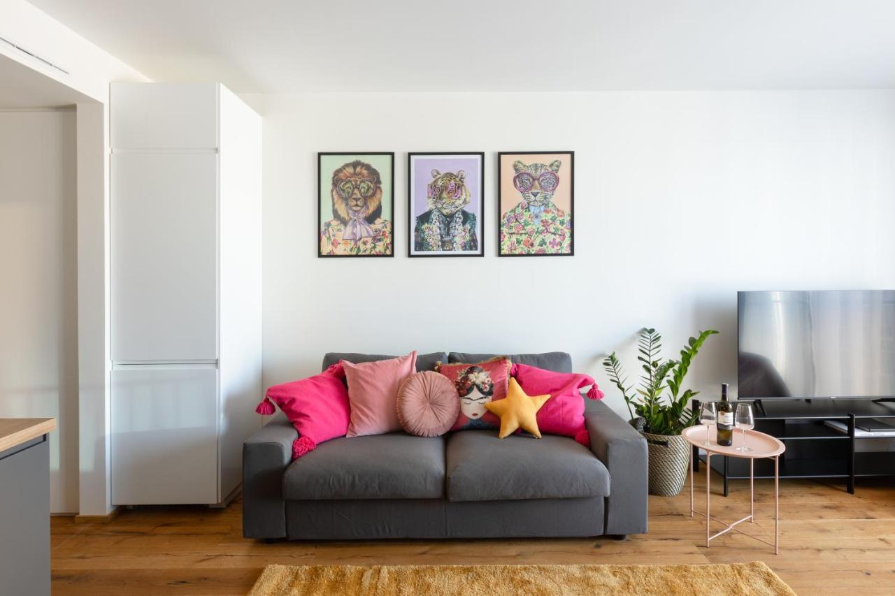 Urban Chic Residences Прага Екстериор снимка